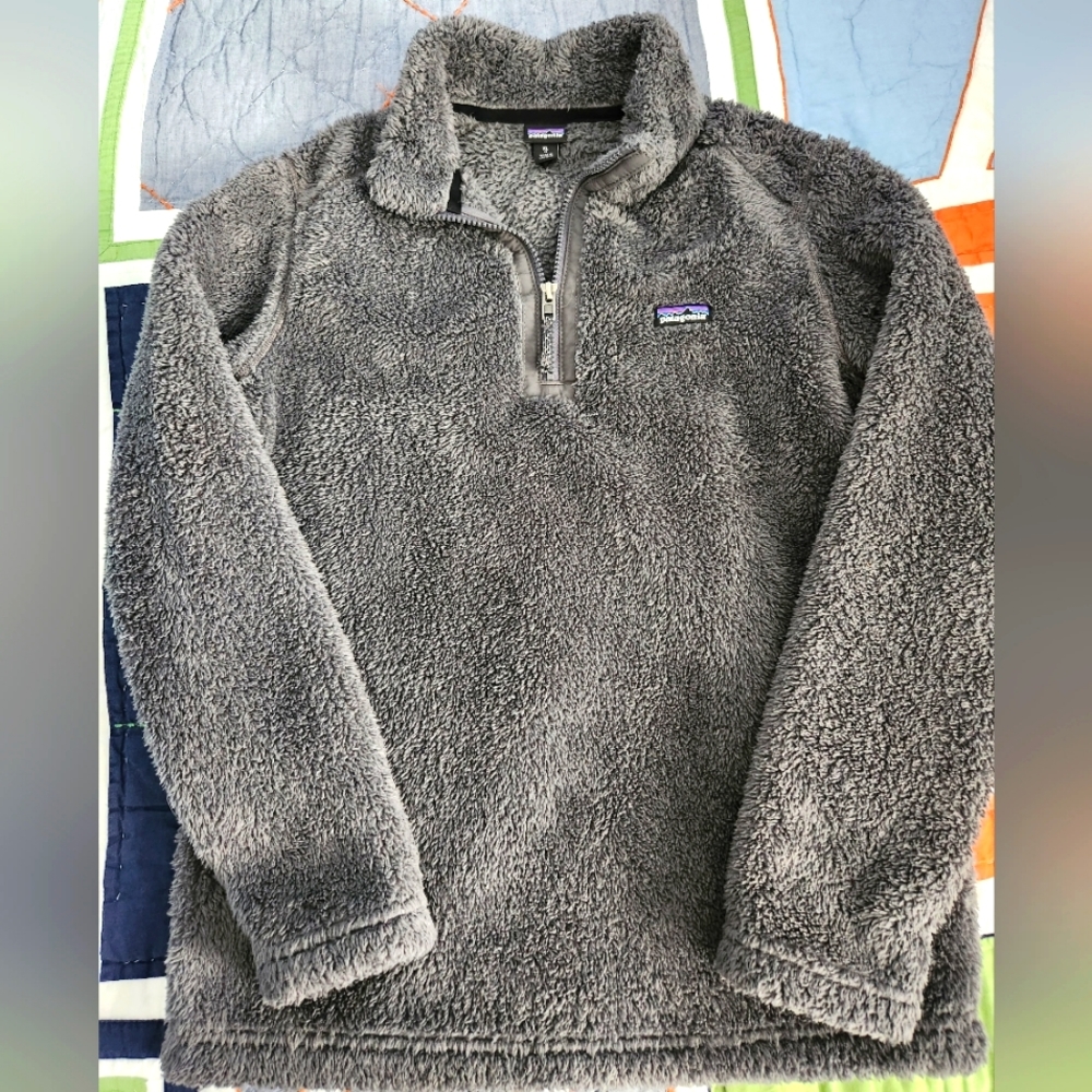 Patagonia boys size XL gray fleece quarter zip